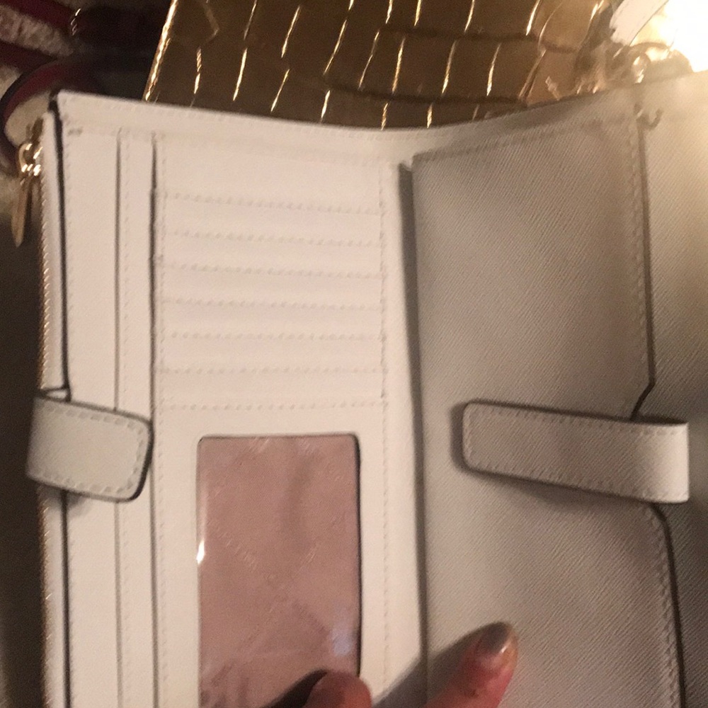 Bag - Picture 3 of 5